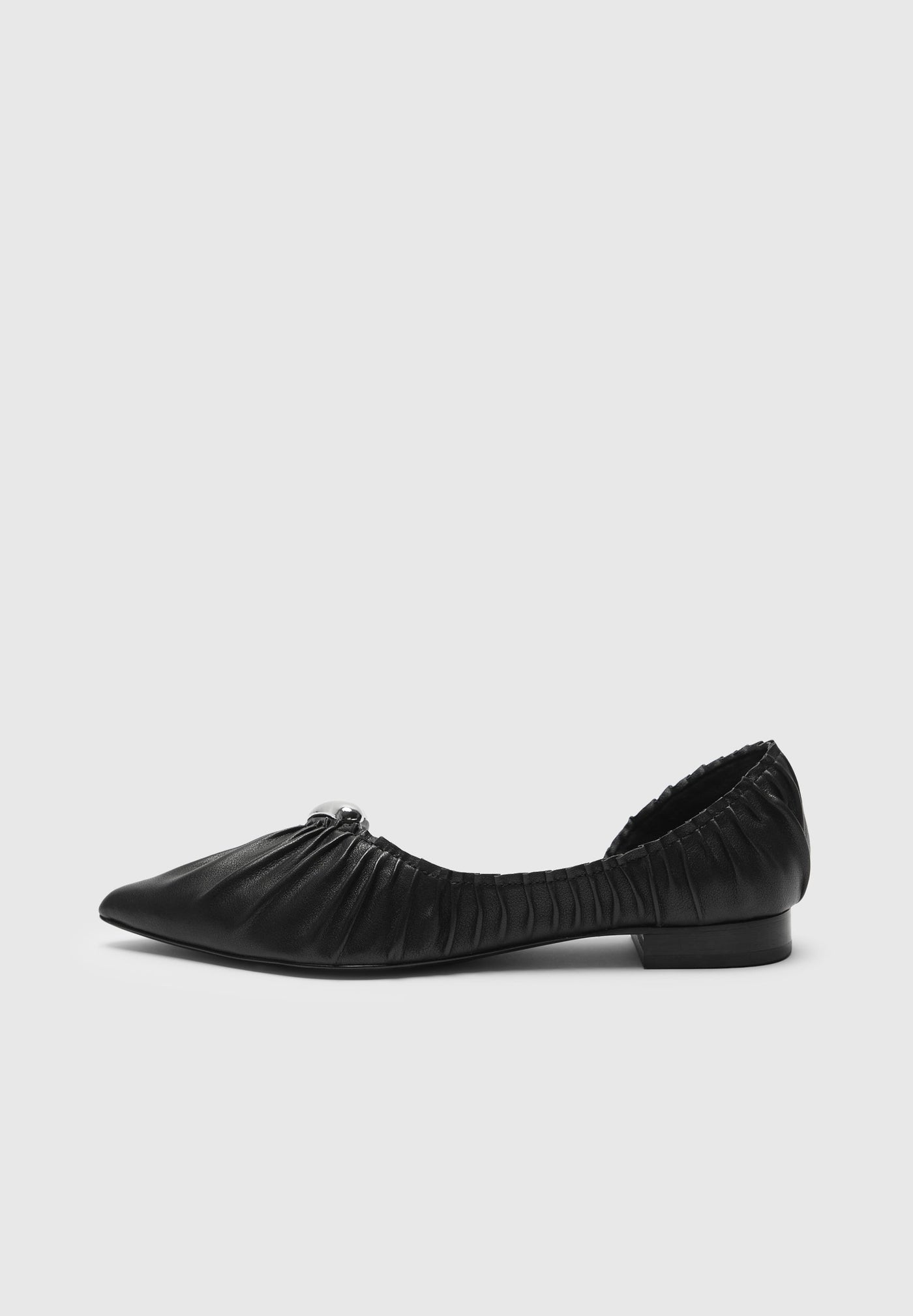 Céleste - Ballerines en cuir avec détails métalliques - Noir